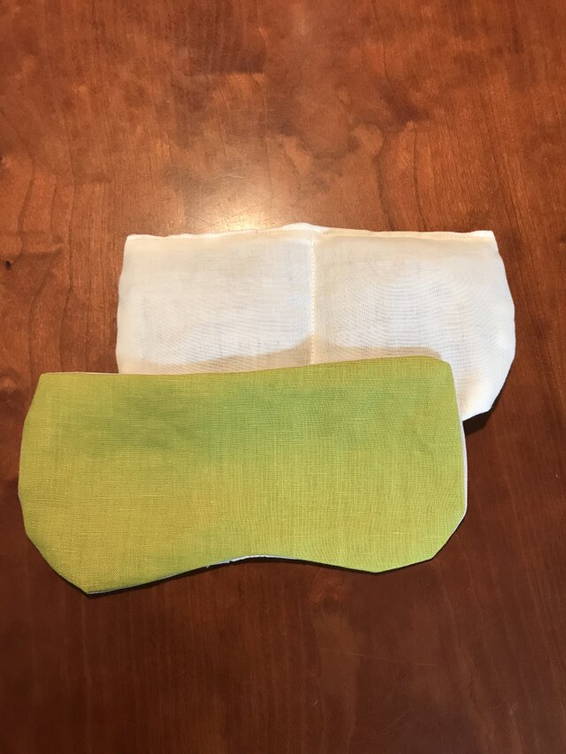 じんわり あったか 小豆カイロ 目元用 リネンの画像1枚目