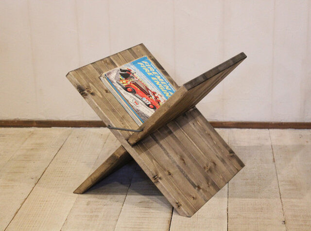 マガジンラック X | iichi 日々の暮らしを心地よくするハンドメイドや