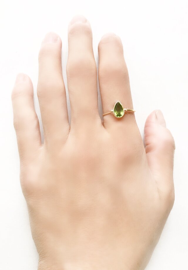 一点もの k18 Peridot Tear リング/ 受注制作の画像1枚目