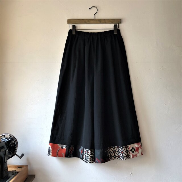 播州織×銘仙パッチワーク「いろいろ銘仙のガウチョパンツⅢ」122黒