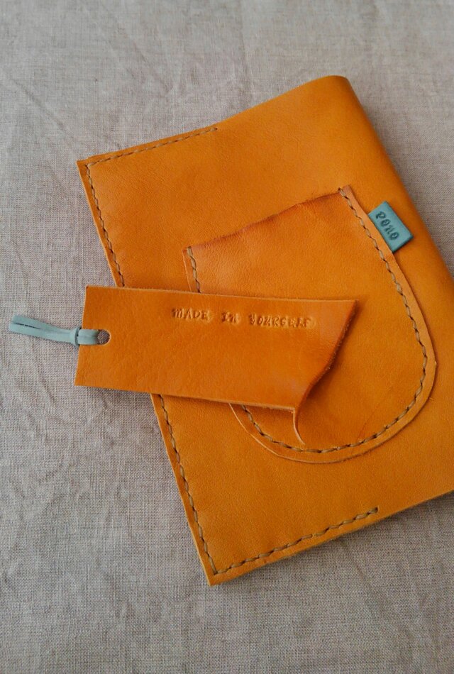 山吹色　ブックカバー