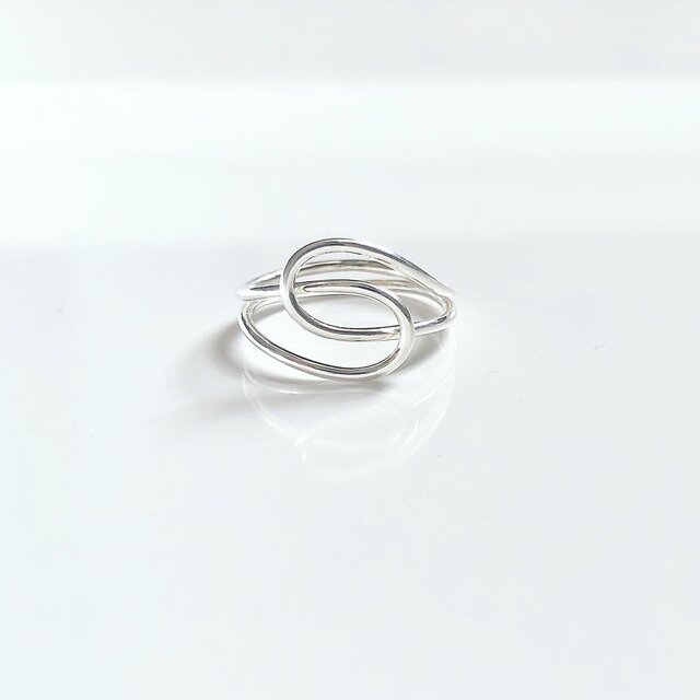 knot ring / silver lineの画像1枚目