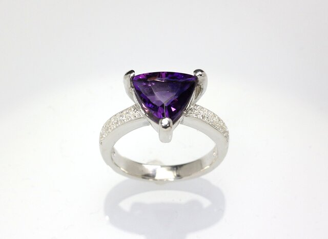 Pt900 アメシストリング 2.91ct | iichi 日々の暮らしを心地よく