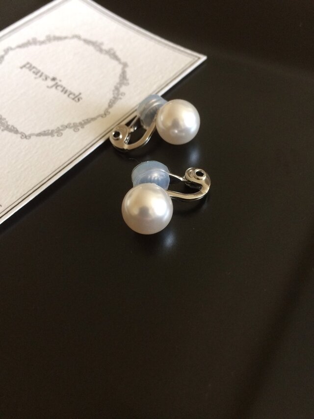 10mm ソフトタッチ痛みなくしっかりとホールドのイヤリング!basic pearls earringsの画像1枚目