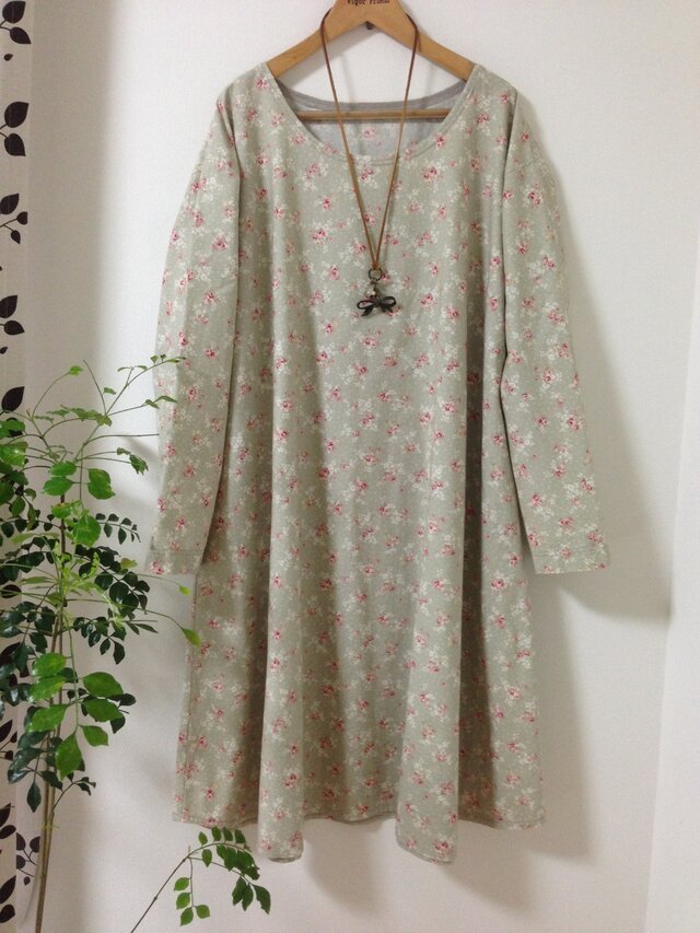 ★ 綿100% 花模様ワンピース★一枚限定