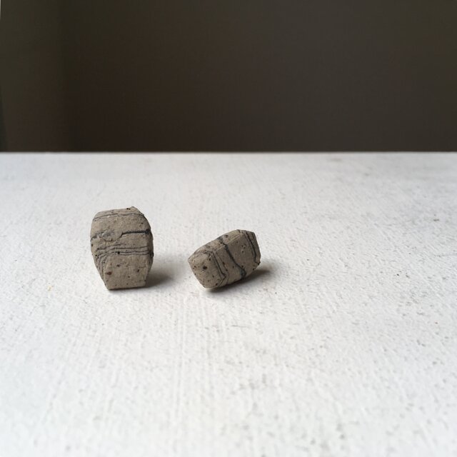 土の装身具 d ピアスの画像1枚目