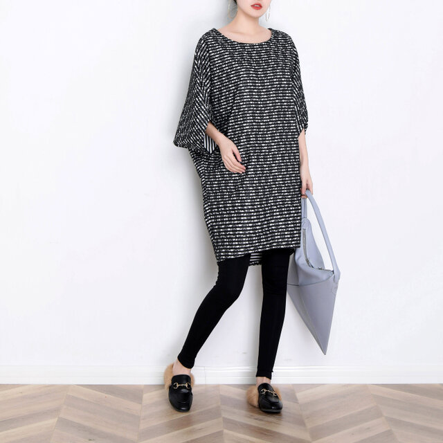 (即納)レース重ねゆったりワンピース·チュニック