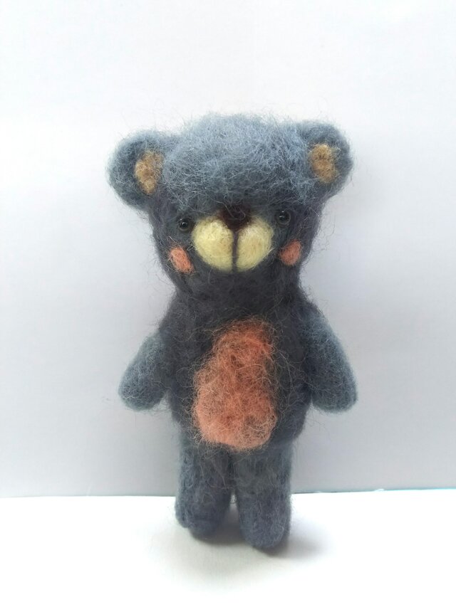 ねずみ色のクマさんの画像1枚目