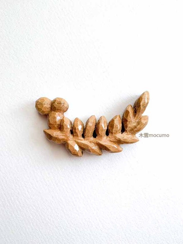 かつらの木の リーフブローチの画像1枚目