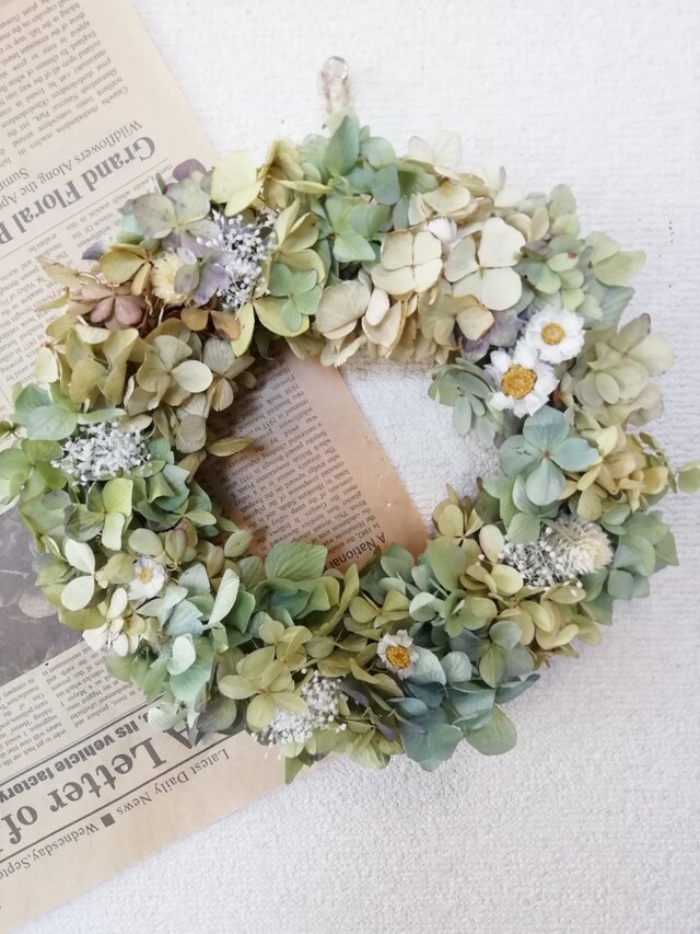 （送料無料)ドライフラワーリース*あじさいと白いお花と、