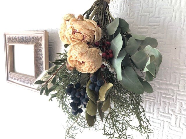 Yellow Beige Peony ウェルカムスペースの画像1枚目