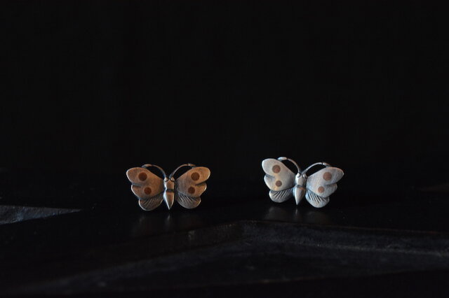butterfly earringsの画像1枚目