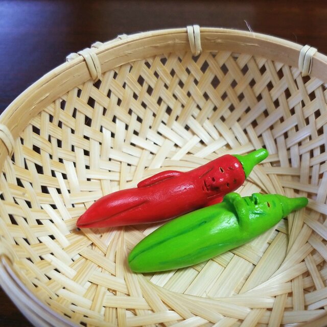 ピリ辛兄弟 トウガラシ【寝】の画像1枚目