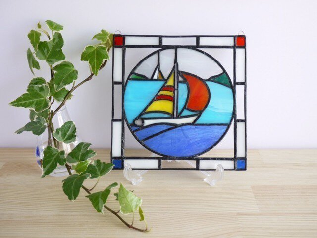 ステンドグラス ミニパネル ヨット 15cm | iichi 日々の暮らしを