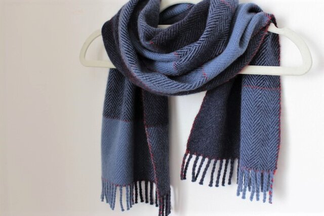 カシミヤherringbone<紺青>の画像1枚目