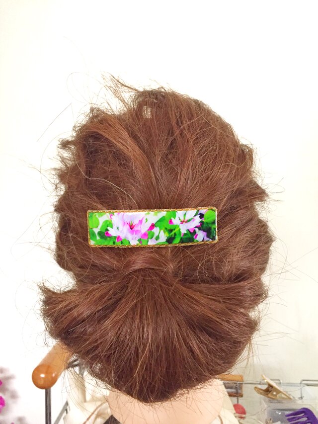 レンゲのバレッタの画像1枚目