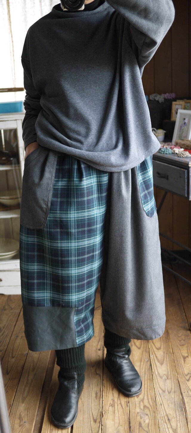 ウール色々パッチワークパンツの画像1枚目