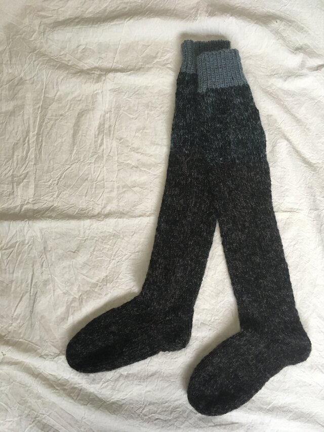 手編みの靴下 ロングの画像1枚目