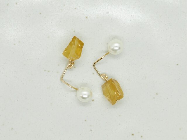 シトリンとパールキャッチのピアス 【LP-9】の画像1枚目