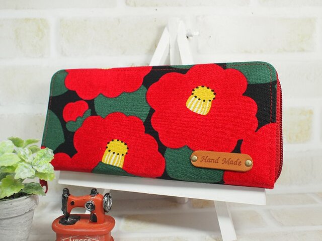 大きな花椿の長財布(スリムタイプ)の画像1枚目