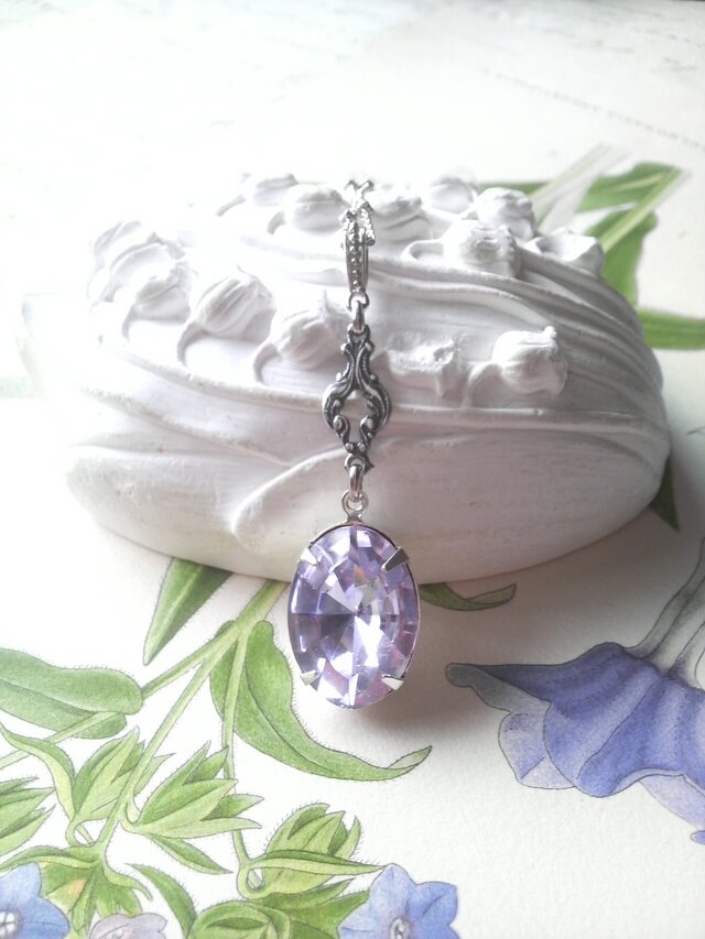 ヴィンテージ スワロフスキーアレキサンドライト（18×13）Silverエレガントネックレス