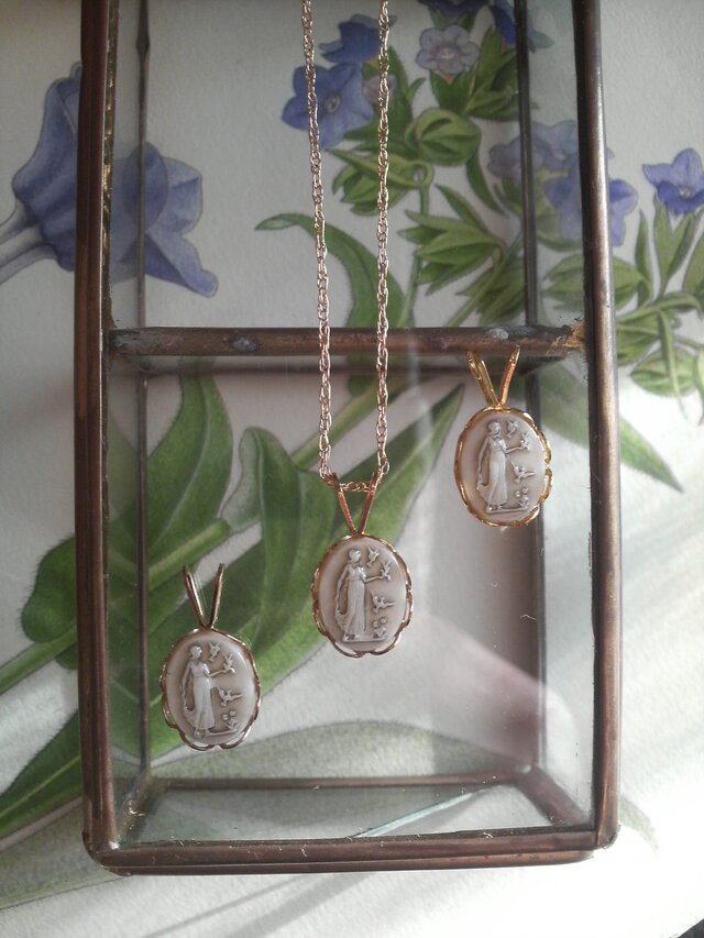 ヴィンテージ　女神＆Dove　14KGFネックレス