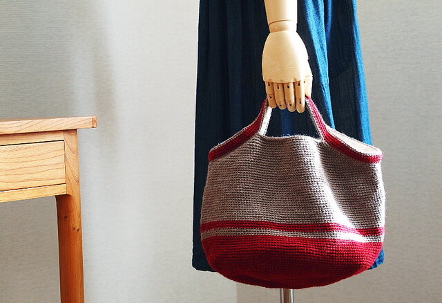 WOOL!オーバルトート*エンジ×グレーベージュの画像1枚目