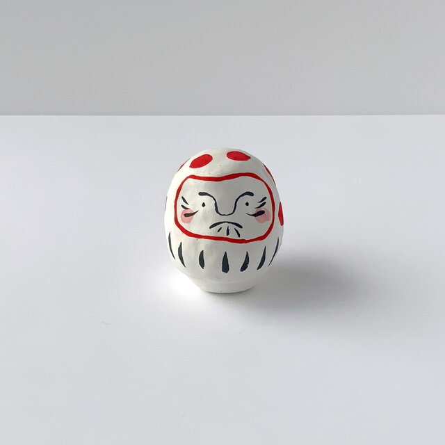 水玉だるま | iichi 日々の暮らしを心地よくするハンドメイドや