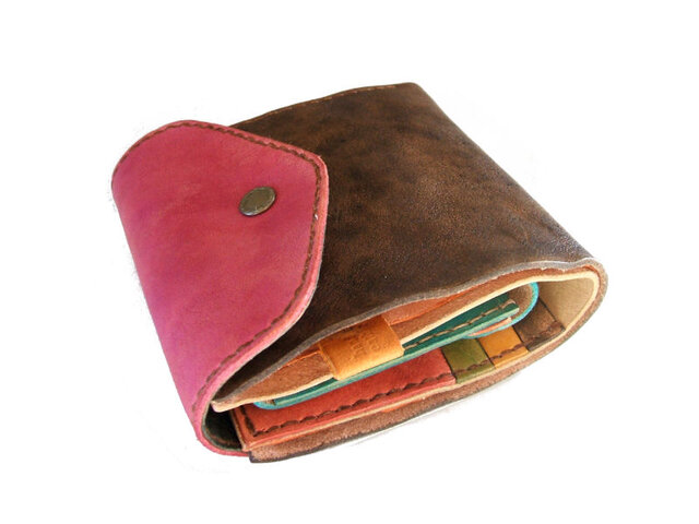 half wallet ピンク×こげ茶 手染めの画像1枚目