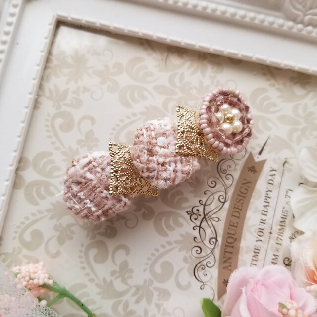 優しい色合いのツイードのバレッタの画像1枚目