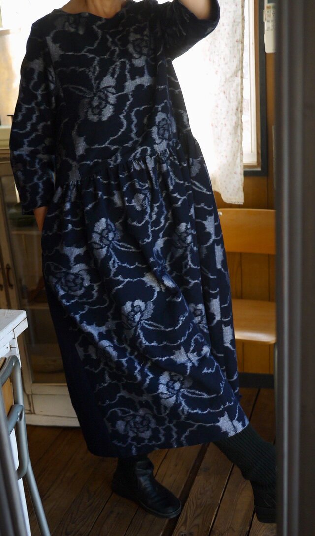 全ての 03 02 5種の絣反物からノースリーブワンピース ロングワンピース Medeor In