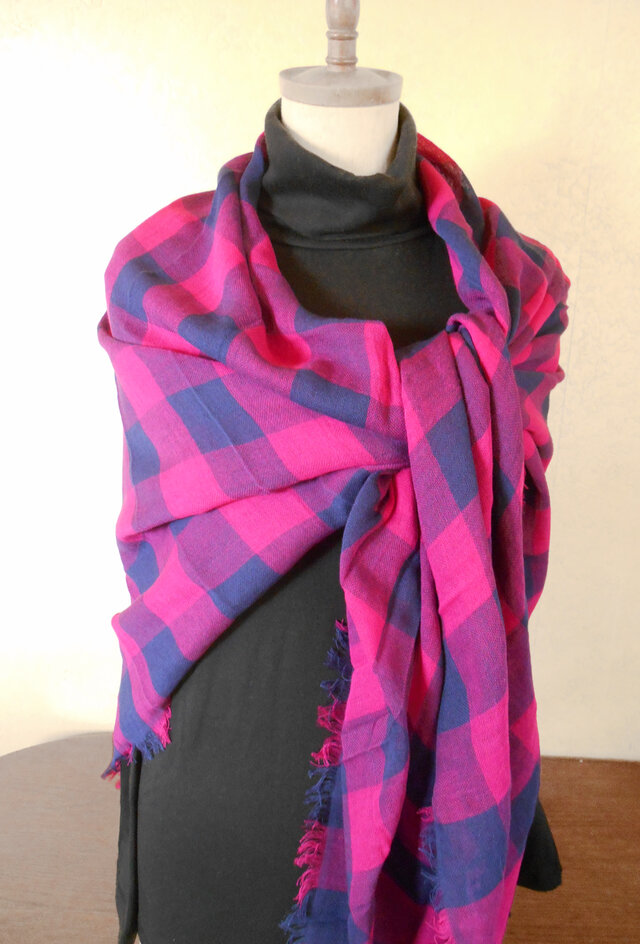 リネンコットン大判ストール ギンガムチェック柄 ピンク | iichi