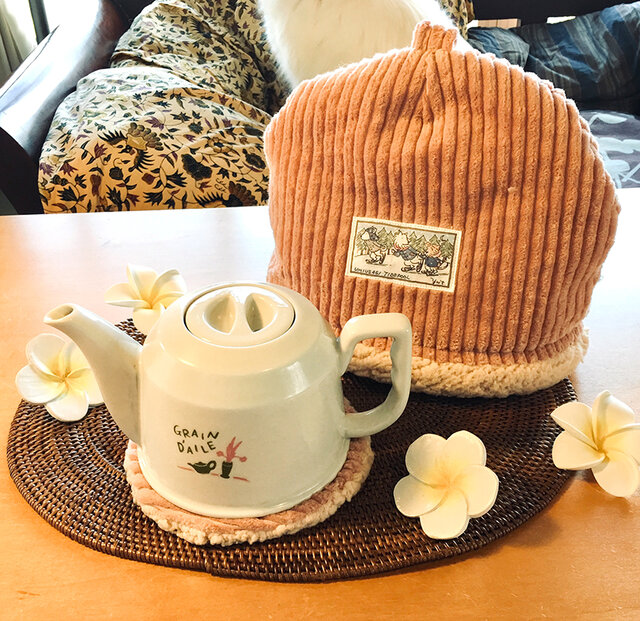 SALE ポットカバー&マットのセット ピンク色太コーデュロイ&カスタードクリーム色ふわもこ生地の画像1枚目