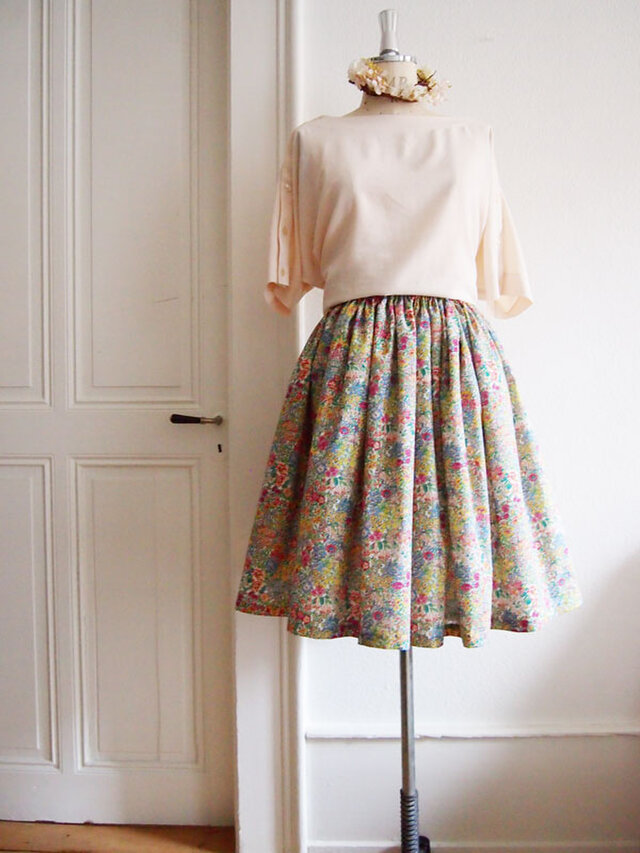 2019S/S Liberty :A castle of garden チュチュみたいなギャザースカートの画像1枚目