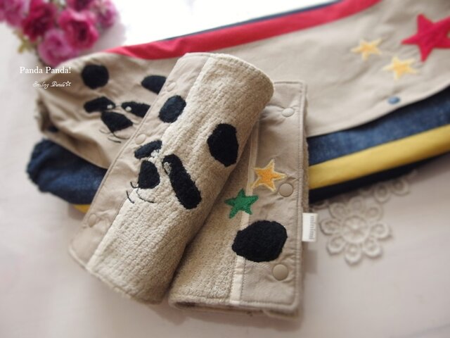 抱っこ紐収納カバー&よだれカバー Smiling Panda☆の画像1枚目