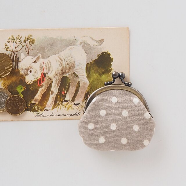 ■丸型がま口コインケース / 水玉グレージュ■ cloche(ndot-be)