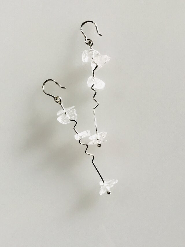 氷砂糖のピアス・950silver/天然石の画像1枚目