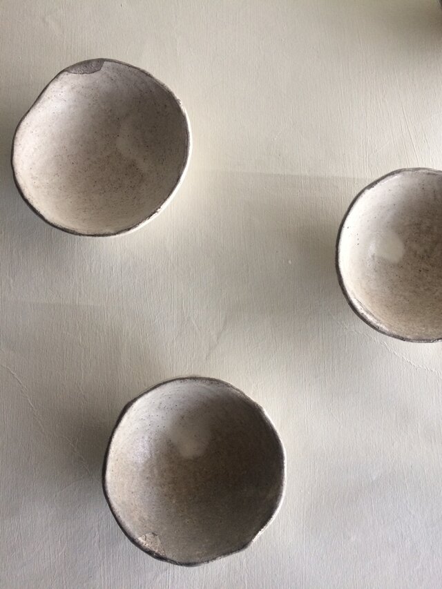 粉引銀彩小鉢の画像1枚目