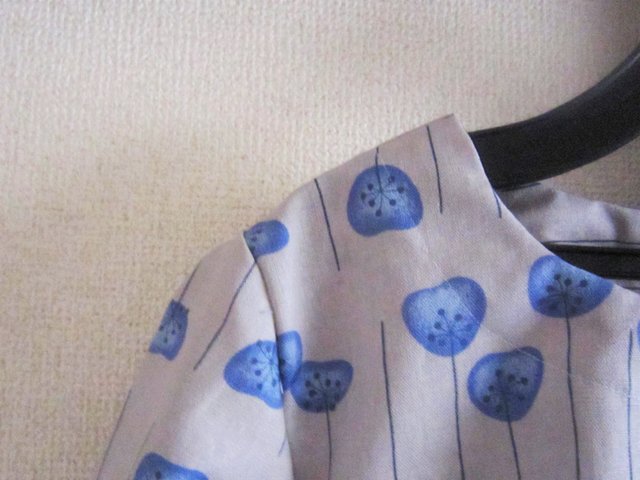 花のブラウス81の画像1枚目