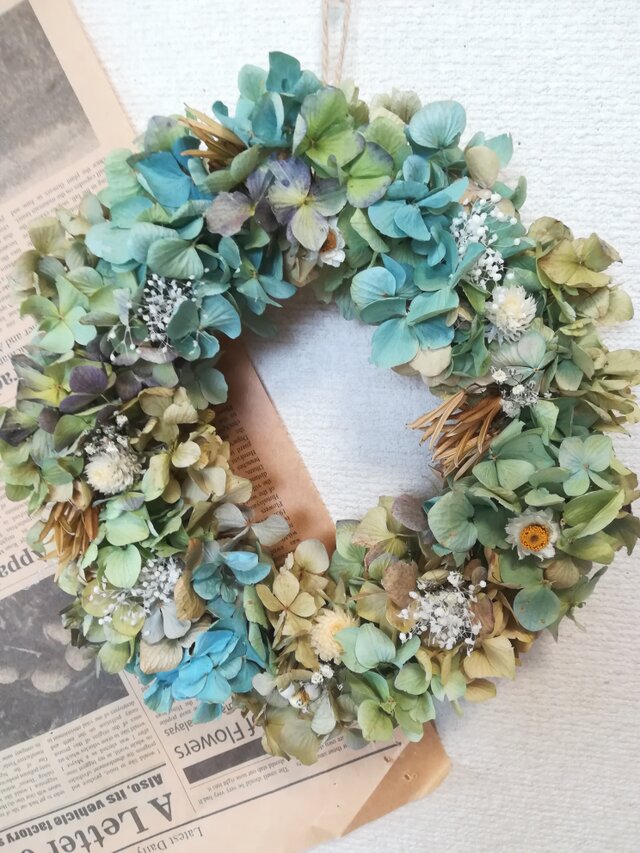 [送料無料]ドライフラワーリース◆ブルー色のあじさいと、