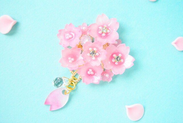 Y*y様 桜の花びらデザイン ブローチ Y*y様 桜の花びらデザイン ブローチ