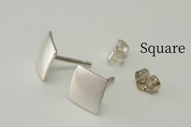 SquareW7 -四角いピアス(スタッド)-の画像1枚目