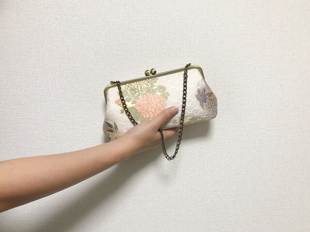 小菊尽くし クラッチバッグ | iichi 日々の暮らしを心地よくする 