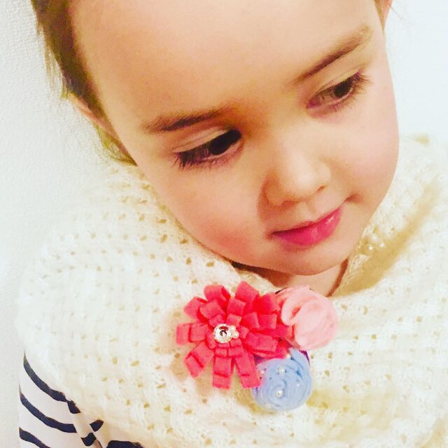 フエルトブローチ Flower