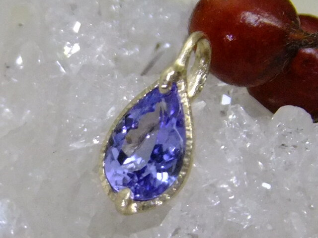 tanzanite*アンティーク調K10 topの画像1枚目