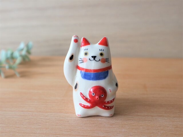 たこ抱き招き猫 | iichi 日々の暮らしを心地よくする