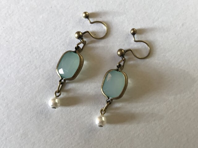 ノンホールピアス No.961ミントの画像1枚目
