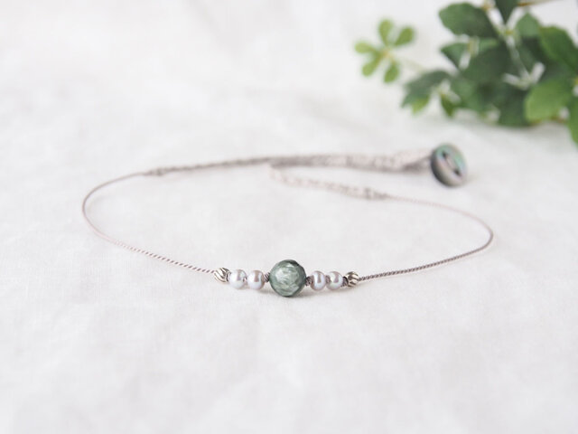 Green&SilverShine Short Necklaceの画像1枚目