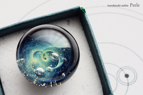 ガラスの”宇宙”オブジェ 19mm【B0194】の画像1枚目