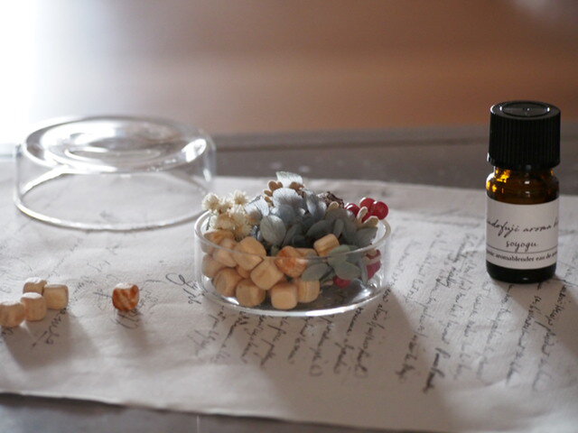 sindofuji aroma oil & flower dishの画像1枚目